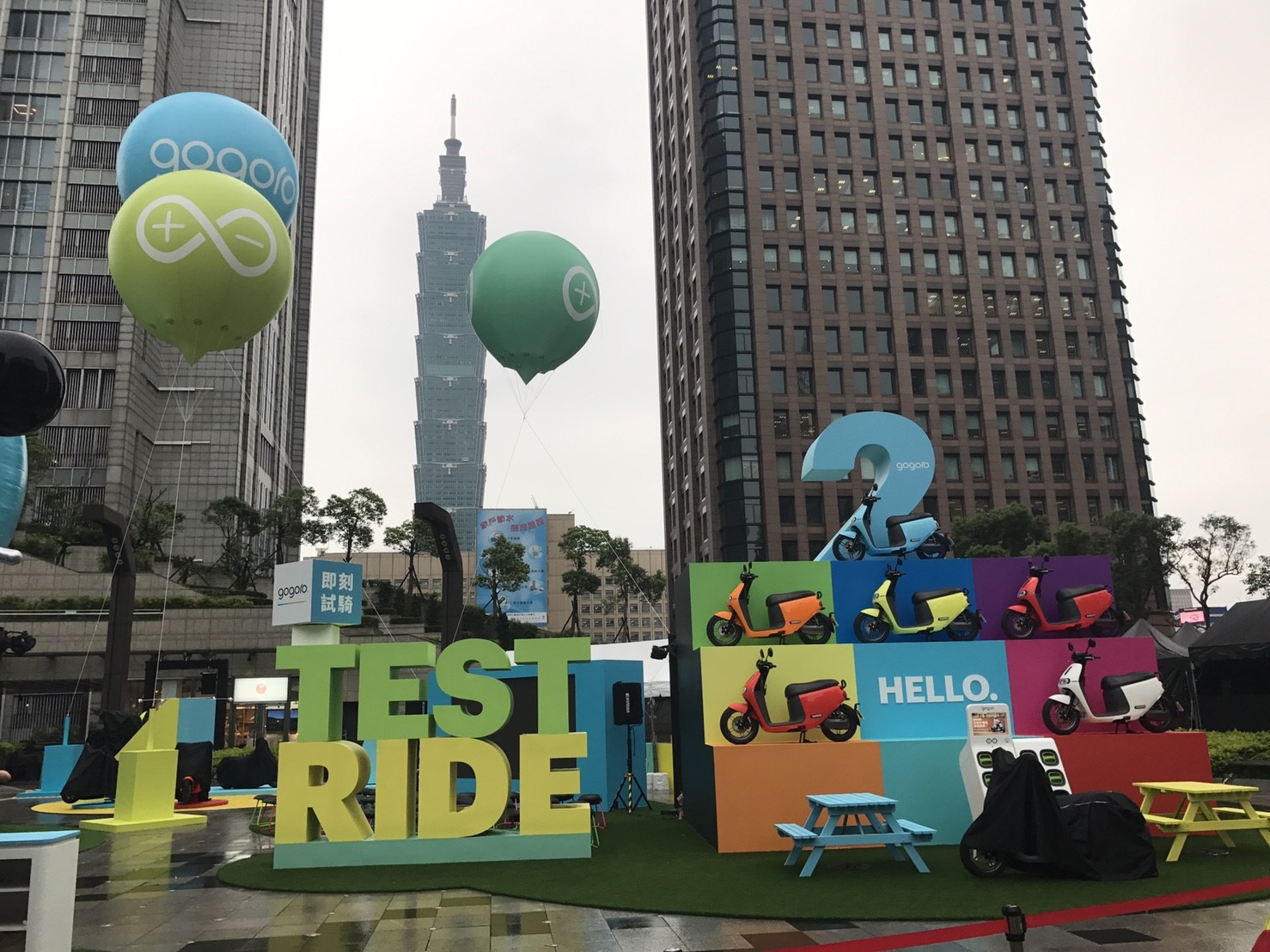 0525 gogoro阪急樓梯斜板撤場 170525 0010